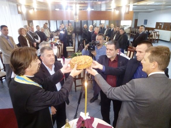 Дервента – БОРС – Митровдан – крсна с