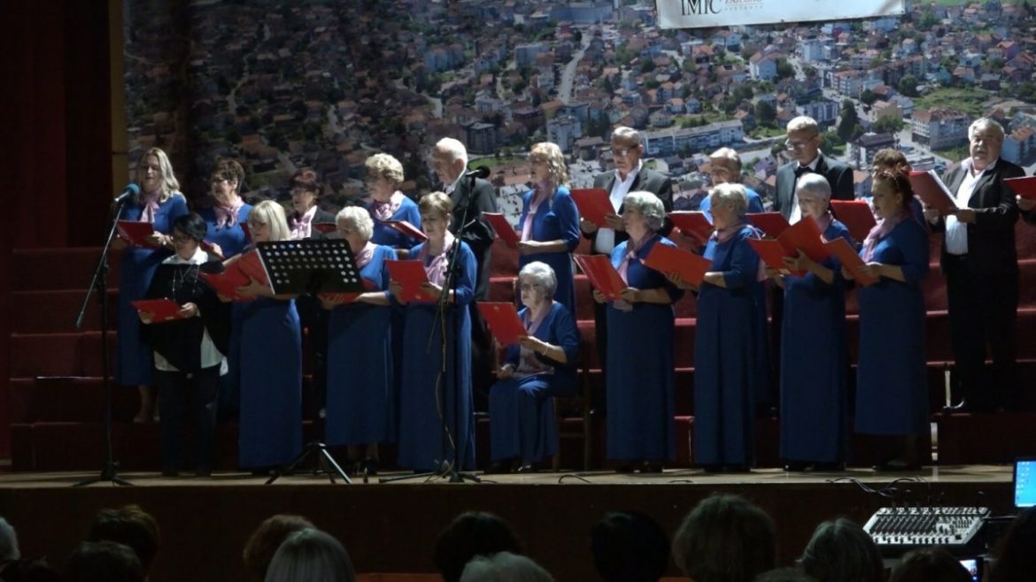 526EA1AF-86E6-4C62-85EC-41766789D24A