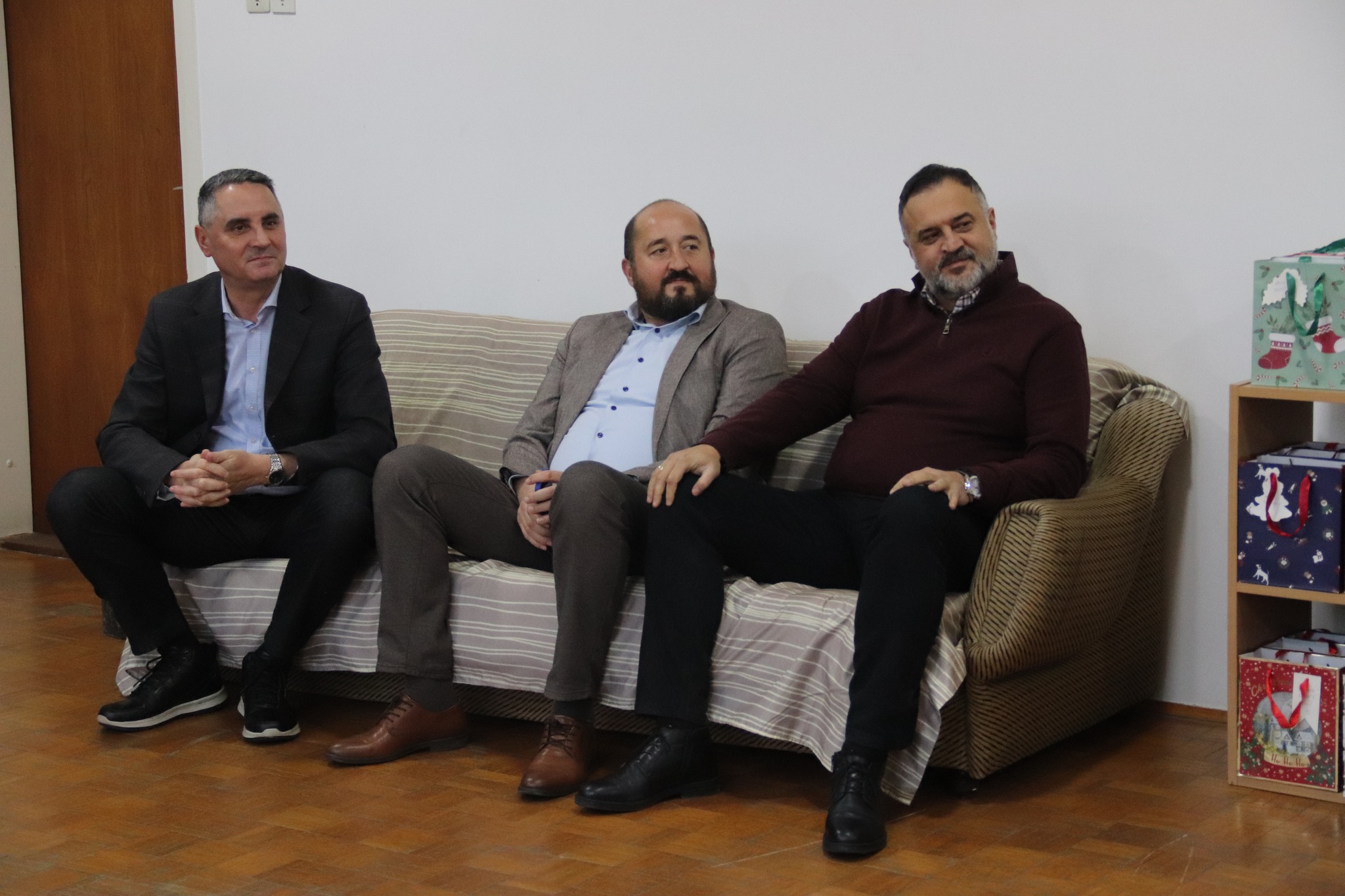 606920523_859283793356489_8979331829328762043_n