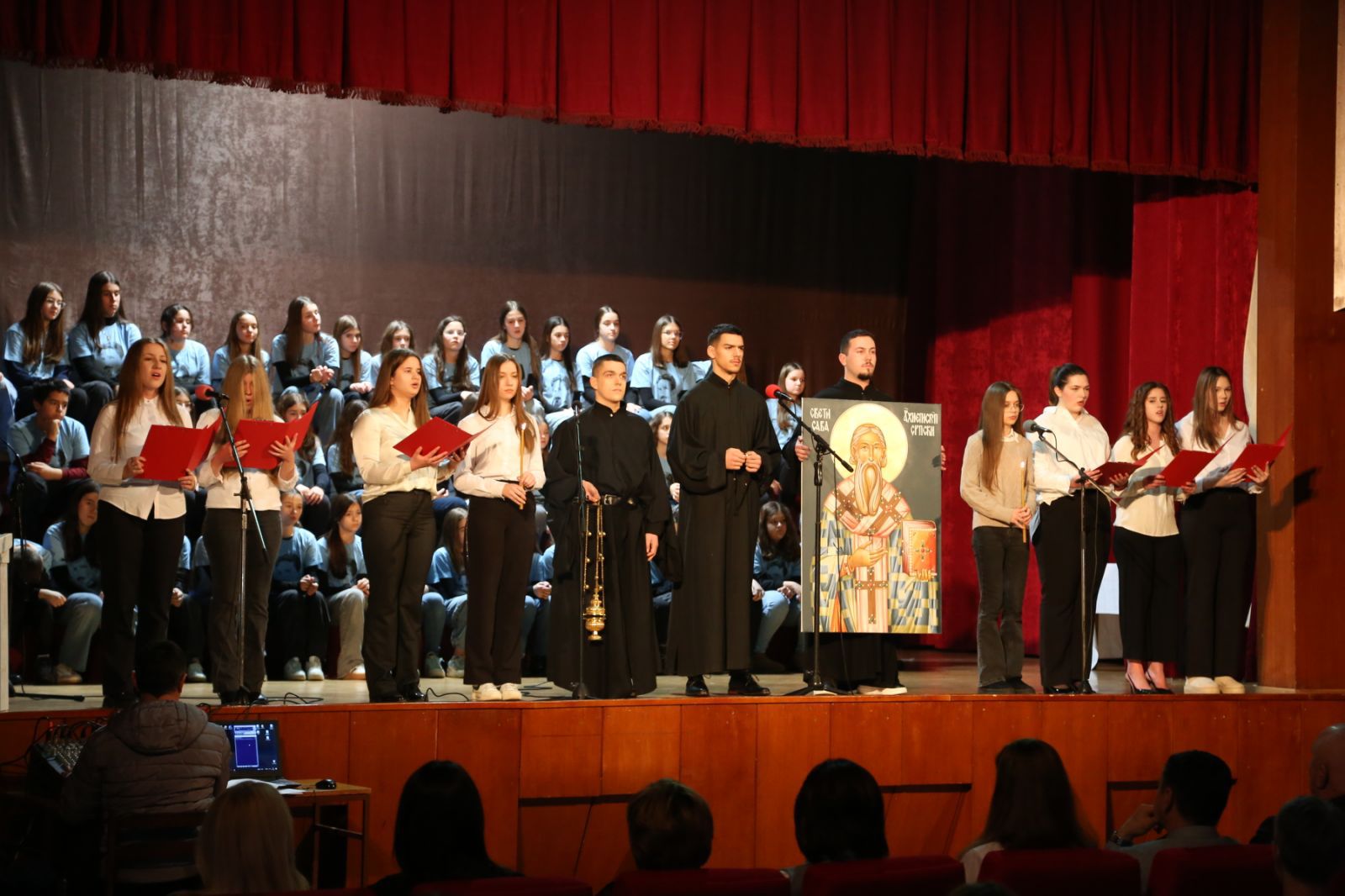 622131361_880499907901544_4954603164681906090_n