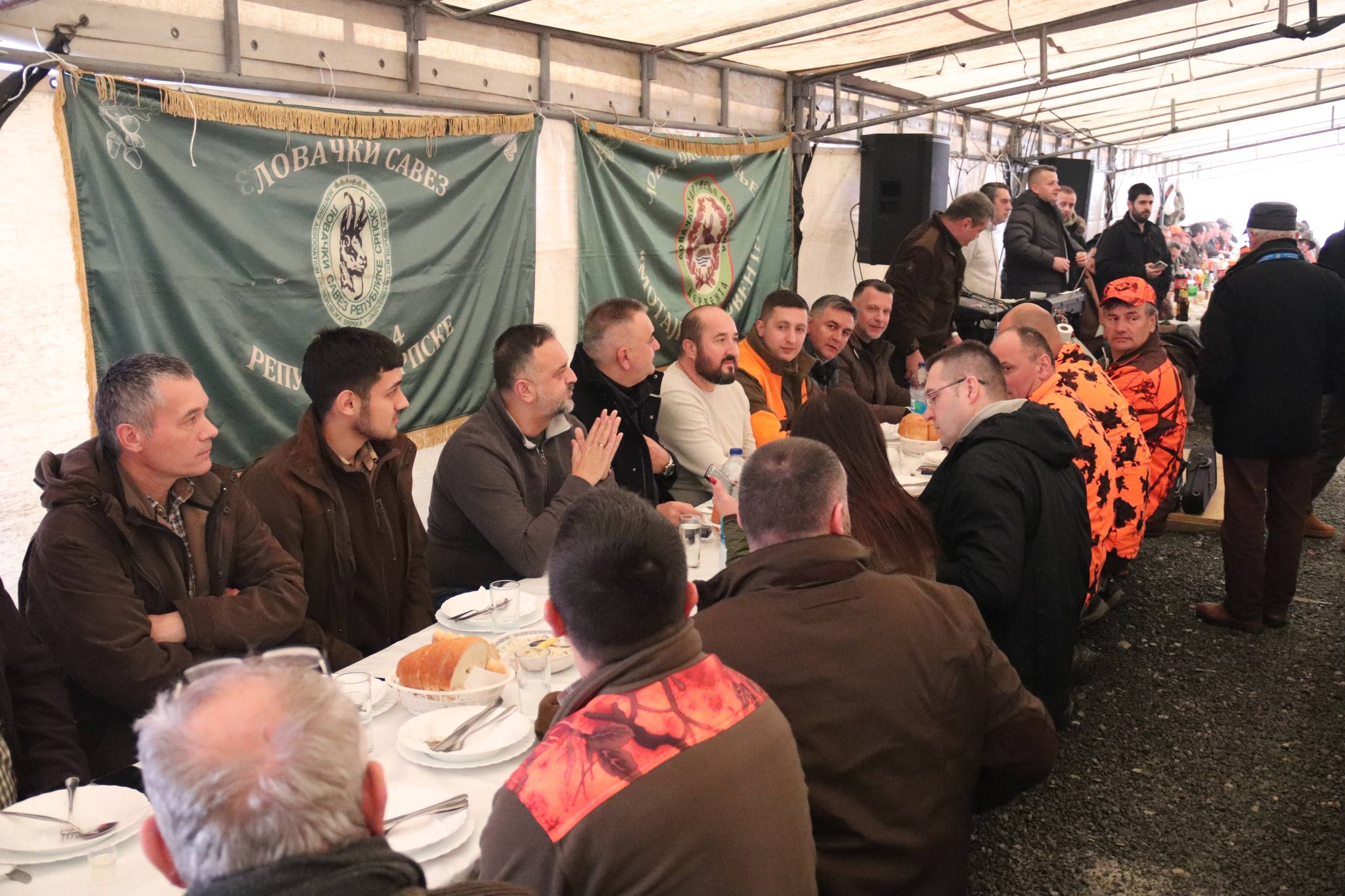 622792235_880310597920475_4535346048517235771_n