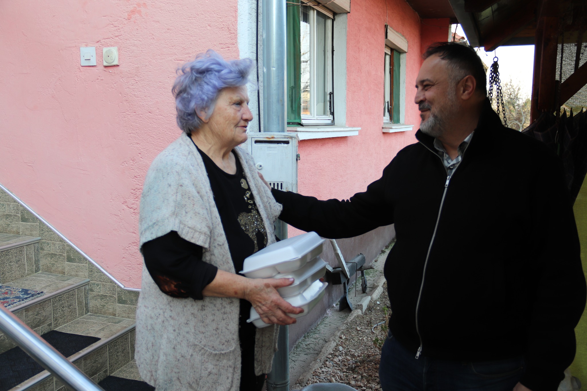 650858898_920012063950328_5638375953974506391_n