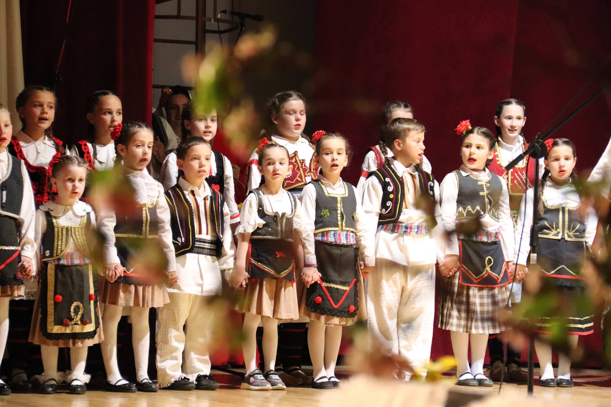 670654135_943383744946493_8397689791758321539_n